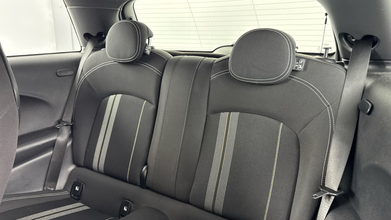 MINI Hatchback 1.5 Cooper Sport 3dr Auto Petrol Hatchback